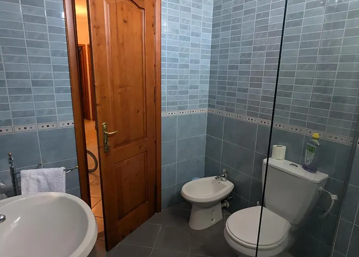 Center 1 Apartment *